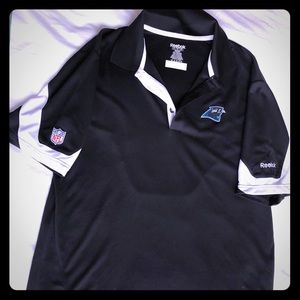 Men’s Medium NFL Carolina Panthers golf shirt